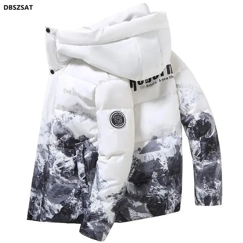 XK M-3xl Mens White Duck Down Jacket Winter Male Coats Zipper Print Hooded Short Style Couple Thicken Outerwear Clothes Hy159
XK M-3xl Mens White Duck Down Jacket Winter Male Coats Zipper Print Hooded Short Style Couple Thicken Outerwear Clothes Hy159