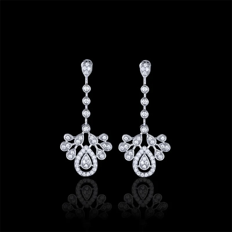 New Simple Geometric Micro-encrusted Diamond Drop Earrings Female Niche Light Luxury High-quality Crystal Earrings Earrings
New Simple Geometric Micro-encrusted Diamond Drop Earrings Female Niche Light Luxury High-quality Crystal Earrings Earrings