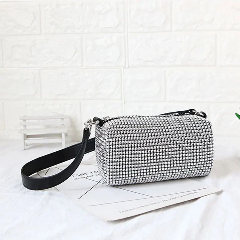 Diamonds Evening Handbags For Women 2020 New Korean Luxury Designer Shiny Rhinestone Small Clutch Purse Ladies Sac Femme Fashion 
Diamonds Evening Handbags For Women 2020 New Korean Luxury Designer Shiny Rhinestone Small Clutch Purse Ladies Sac Femme Fashion