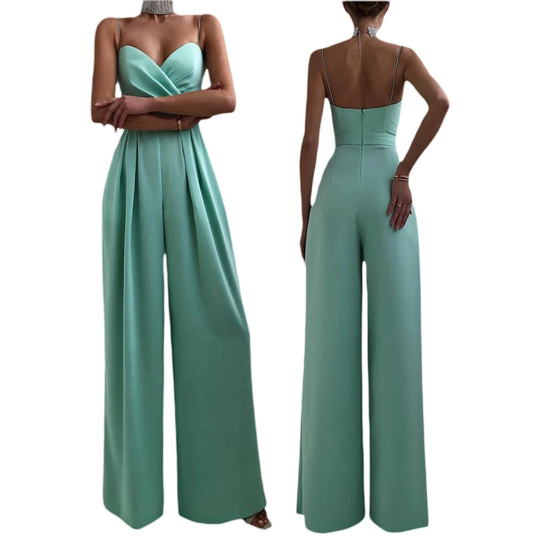 Женский комбинезон без рукавов с V-образным вырезом и открытой спиной 
Женский комбинезон без рукавов с V-образным вырезом и открытой спиной