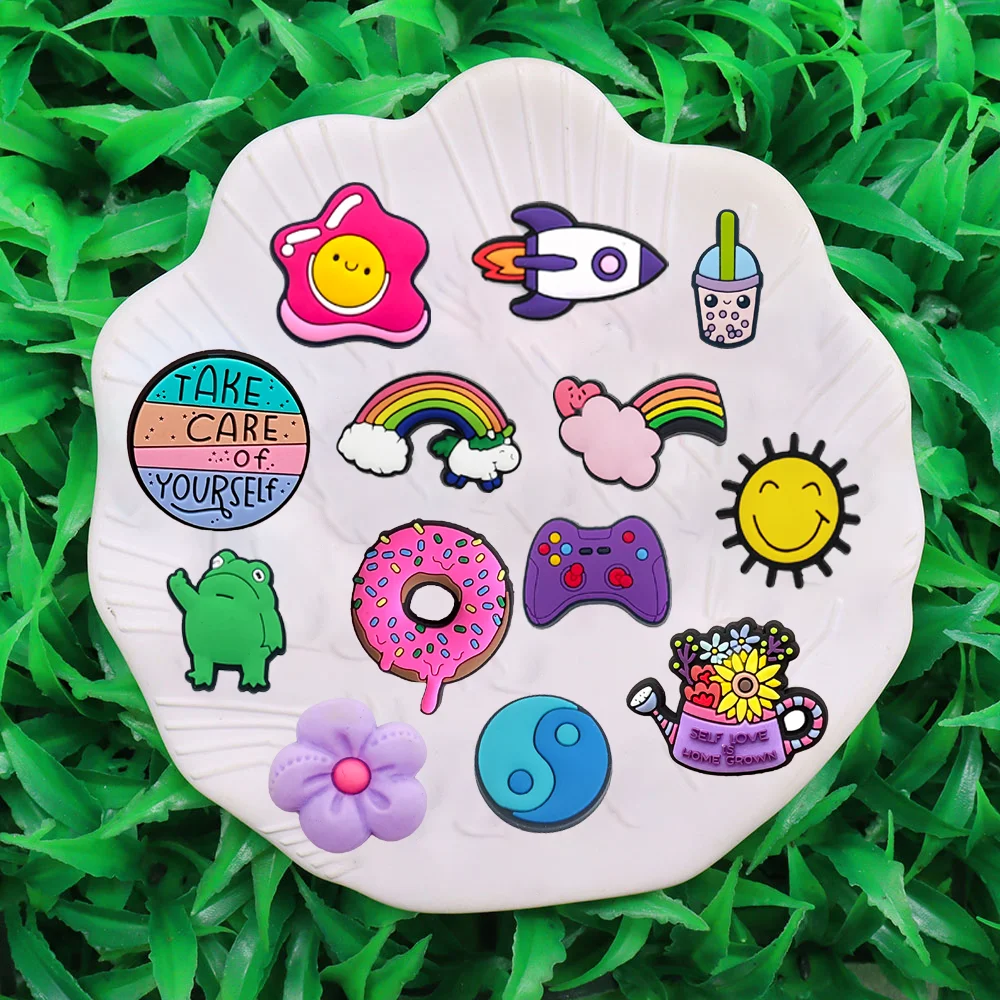 1Pcs Sun Rocket Shoe Decorations For Croc Charms Jibz Garden Buckle Accessories Rainbow Frog FlowerShoe Charms Birthday Gifts
1Pcs Sun Rocket Shoe Decorations For Croc Charms Jibz Garden Buckle Accessories Rainbow Frog FlowerShoe Charms Birthday Gifts
