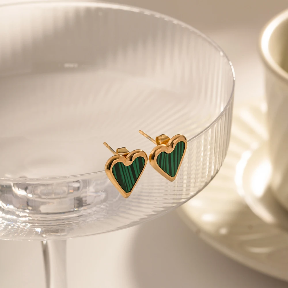 Simple Romantic Heart Stud Earrings For Women Green Natural Stone Stud Earrings Ladies Stainless Steel Earrings Pendientes
Simple Romantic Heart Stud Earrings For Women Green Natural Stone Stud Earrings Ladies Stainless Steel Earrings Pendientes