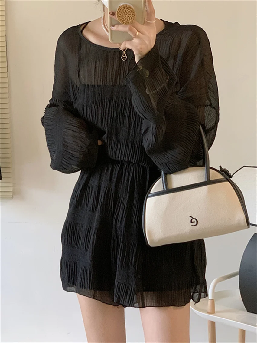 HziriP Full Sleeve Sunscreen Casual Two Pieces Sets Women Flare Sleeve Hot Blouses Fashion Summer Loose Shorts Work Wear Suits
HziriP Full Sleeve Sunscreen Casual Two Pieces Sets Women Flare Sleeve Hot Blouses Fashion Summer Loose Shorts Work Wear Suits