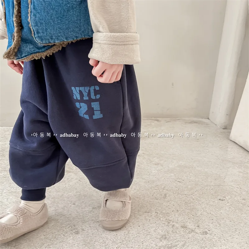 Children Clothing 2022 Autumn and Winter Children Korean New Style Fleece Casual Pants Girls Boys Simple Casual Warm Pants Kids 
Children Clothing 2022 Autumn and Winter Children Korean New Style Fleece Casual Pants Girls Boys Simple Casual Warm Pants Kids