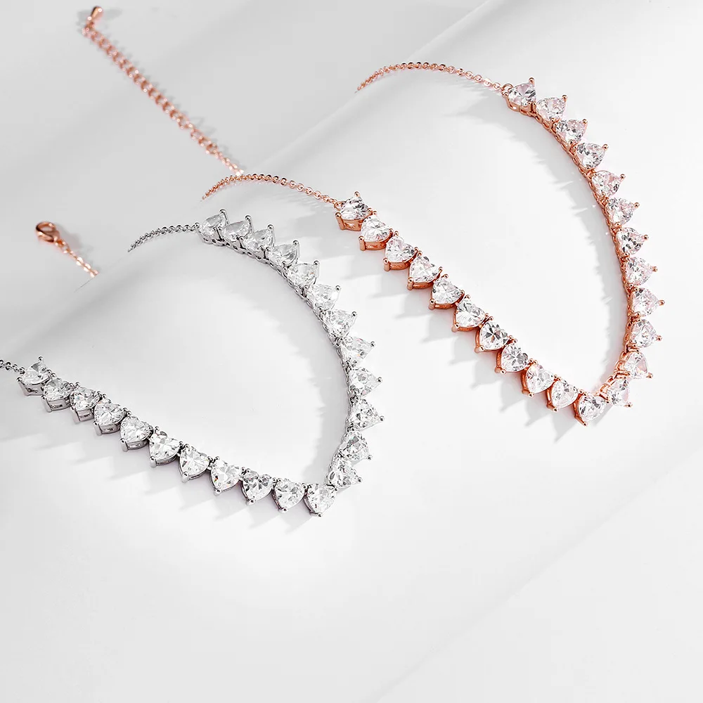 New RoseL New Design Water Drop Zircon Necklace Personality Light Luxury Clavicle Chain Популярная побрякушка
New RoseL New Design Water Drop Zircon Necklace Personality Light Luxury Clavicle Chain Популярная побрякушка