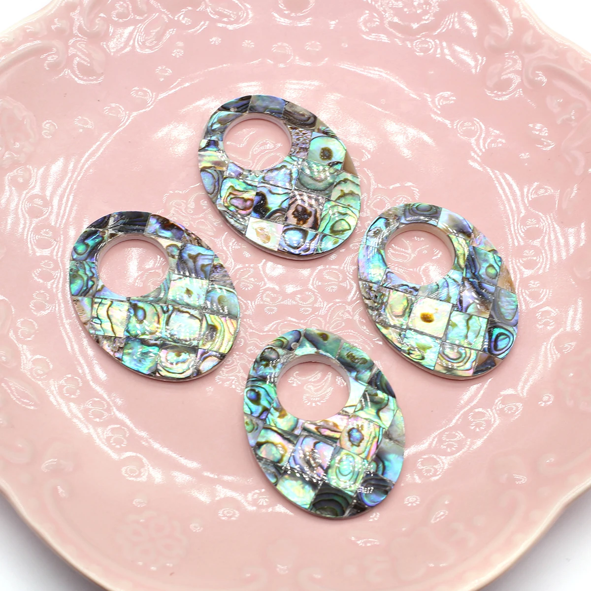 Women Pendant Natural Abalone Splicing Pendant Charms For Jewelry Making DIY Necklace Bracelet Earrings Accessory
Women Pendant Natural Abalone Splicing Pendant Charms For Jewelry Making DIY Necklace Bracelet Earrings Accessory