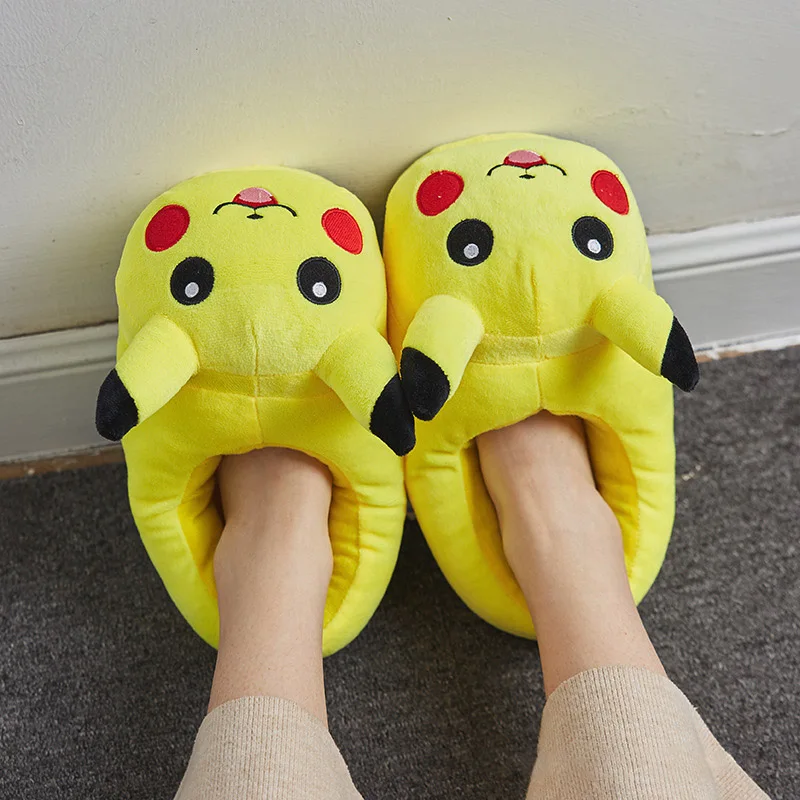 2022 Takara Tomy Kawaii Pokemon Cartoon Pikachu плюшевые тапочки домашние домашняя теплая зимняя