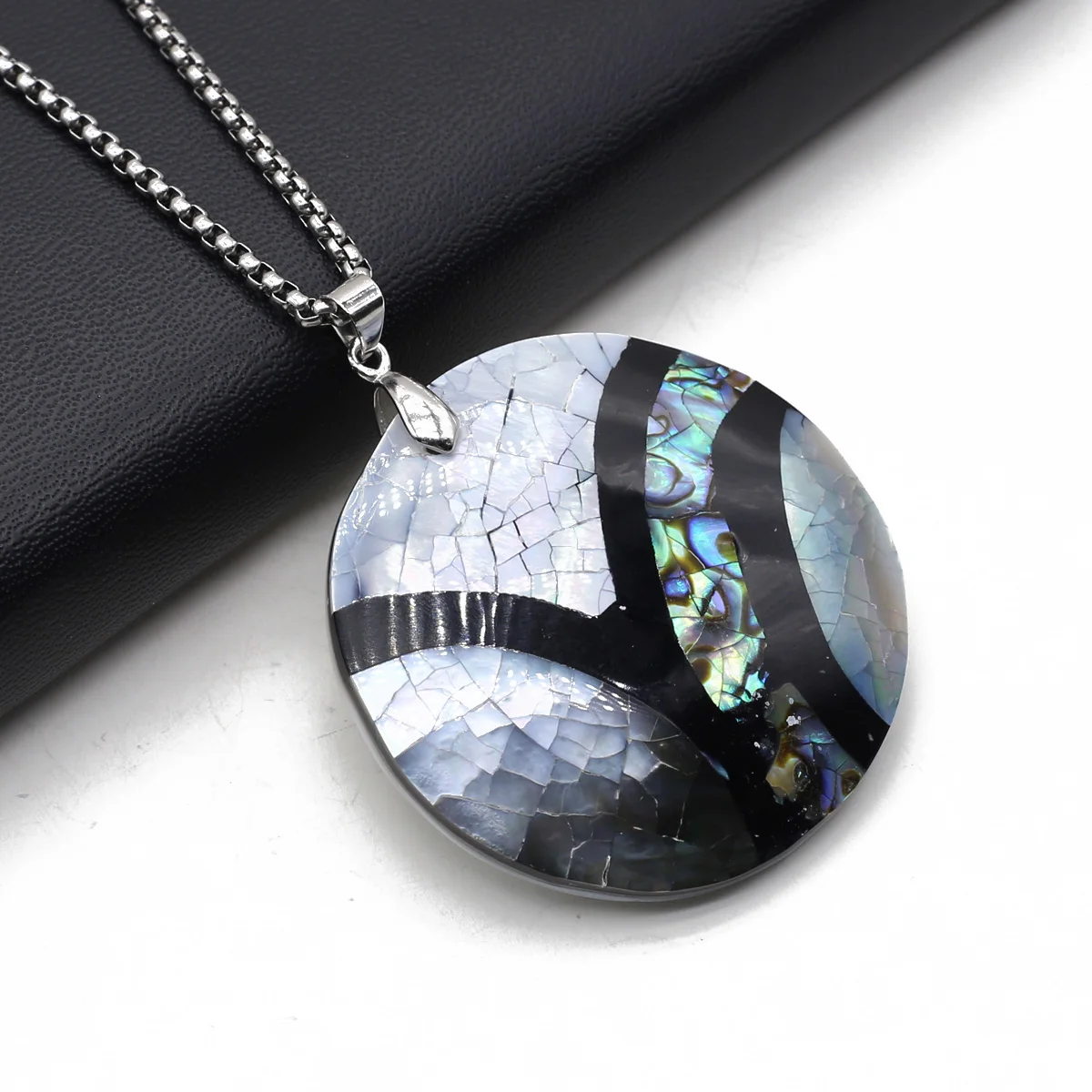 Fine Natural Abalone Pendant Necklace Reiki Heal Big Round Shell Stainless Steel Chains for Women Necklace Jewelry Gifts
Fine Natural Abalone Pendant Necklace Reiki Heal Big Round Shell Stainless Steel Chains for Women Necklace Jewelry Gifts