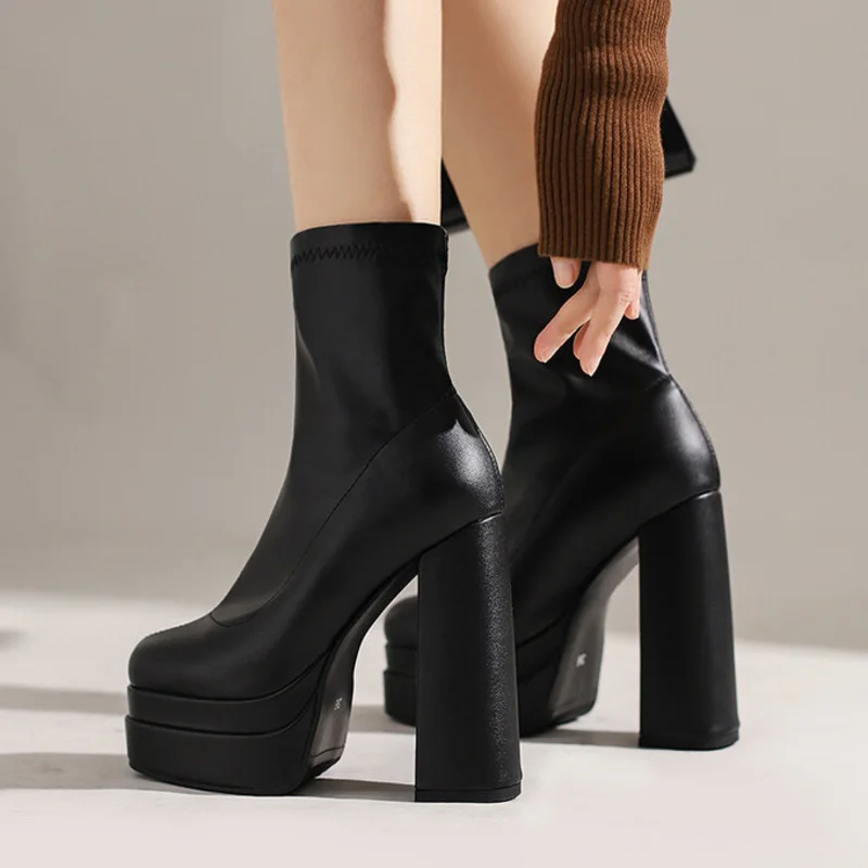 Double Platform Sock Ankle Boots For Women 2022 Sexy Block High Heels Fashion Slip On Punk Short Booties Lady Bota Feminina
Double Platform Sock Ankle Boots For Women 2022 Sexy Block High Heels Fashion Slip On Punk Short Booties Lady Bota Feminina