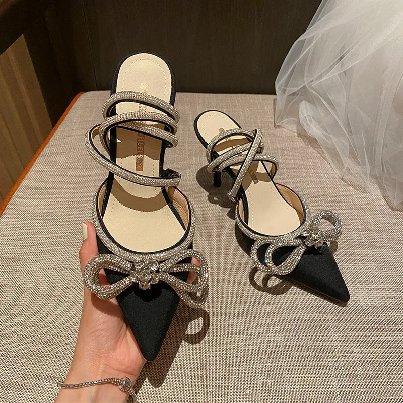 Fashion Style Glitter Rhinestones Women Pumps Crystal Bow 8 Cm Summer Lady Shoes Genuine Leather High Heels Party Prom Shoes
Fashion Style Glitter Rhinestones Women Pumps Crystal Bow 8 Cm Summer Lady Shoes Genuine Leather High Heels Party Prom Shoes