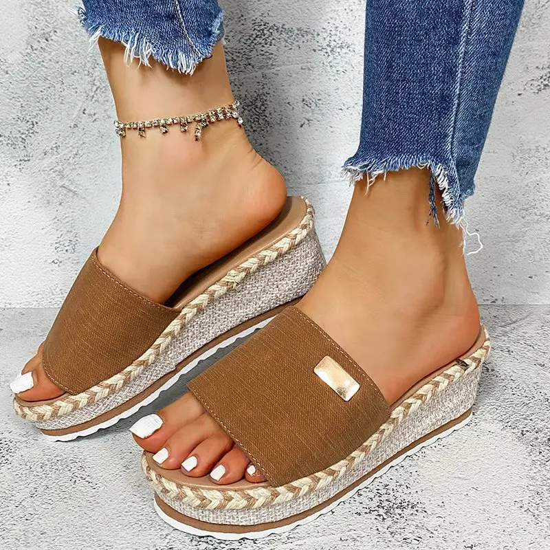 2022 Womens Wedge High Heels Open Toe Sandal Summer Thick Sole Bottom Casual Slides Ladies Shoes Woman Platform Mules Slippers
2022 Womens Wedge High Heels Open Toe Sandal Summer Thick Sole Bottom Casual Slides Ladies Shoes Woman Platform Mules Slippers