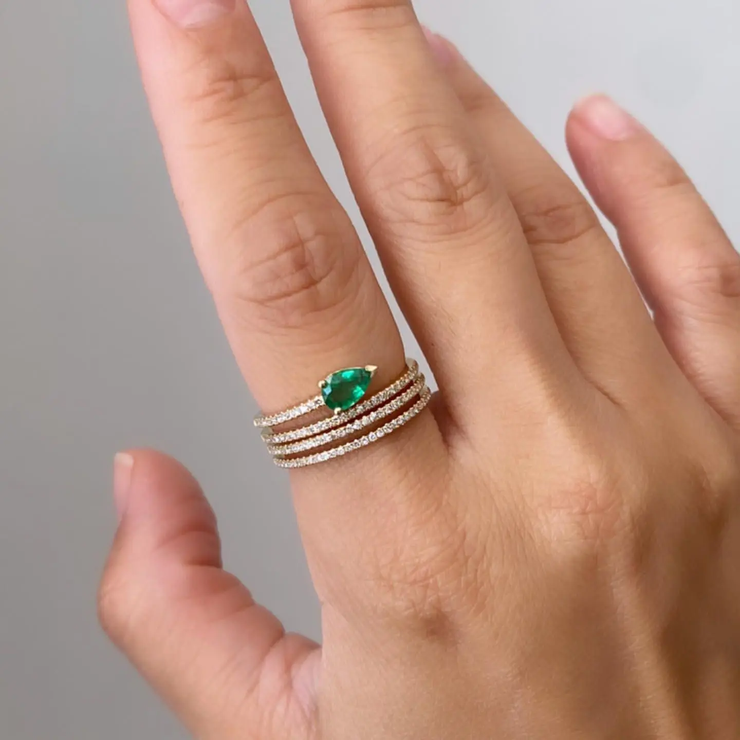 0.5CT Modern Snake Emerald Ring Pear Shape 14K 18K Yellow Gold Engagement Wedding Gift Women
0.5CT Modern Snake Emerald Ring Pear Shape 14K 18K Yellow Gold Engagement Wedding Gift Women