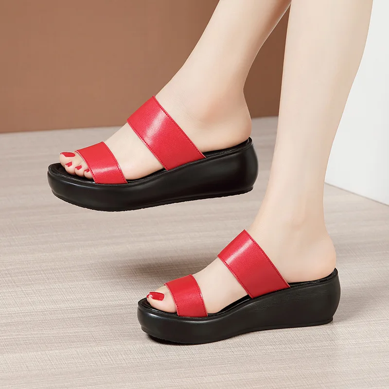 Plus Size 32-43 Comfortable Split Leather Shoes Women Wedges Slippers Summer 2022 Casual Medium Heels Slides for Beach Mother
Plus Size 32-43 Comfortable Split Leather Shoes Women Wedges Slippers Summer 2022 Casual Medium Heels Slides for Beach Mother