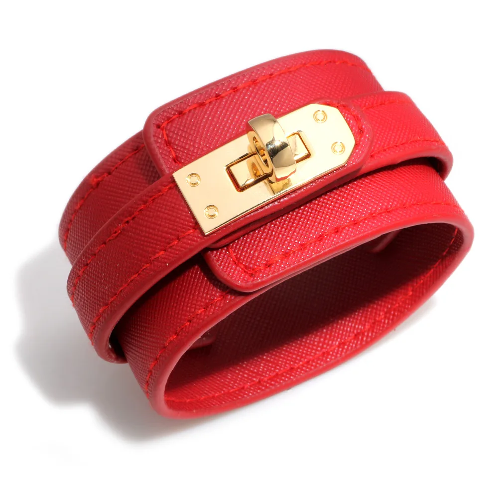Luxury Leather Bracelets Fashion Button Bracelets Classical Bracelet Wide Bracelets For Women Man Jewelry Gift Women Bracelets
Luxury Leather Bracelets Fashion Button Bracelets Classical Bracelet Wide Bracelets For Women Man Jewelry Gift Women Bracelets