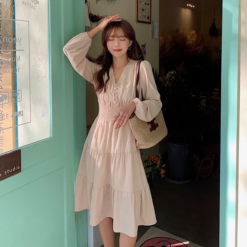 2022Except Spring New French StyleVCollarChicTemperament Long Sleeve Waist Slimming Solid Color Tea Dress
2022Except Spring New French StyleVCollarChicTemperament Long Sleeve Waist Slimming Solid Color Tea Dress
