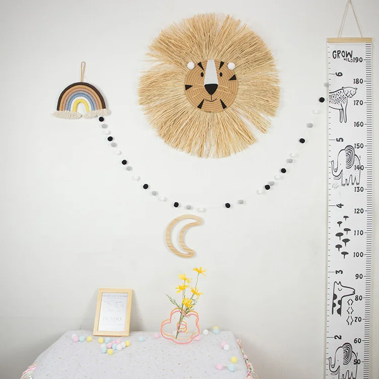 Ins Nordic hand woven cartoon lion tiger straw home wall decoration children's room children's clothing store props
Ins Nordic hand woven cartoon lion tiger straw home wall decoration children's room children's clothing store props