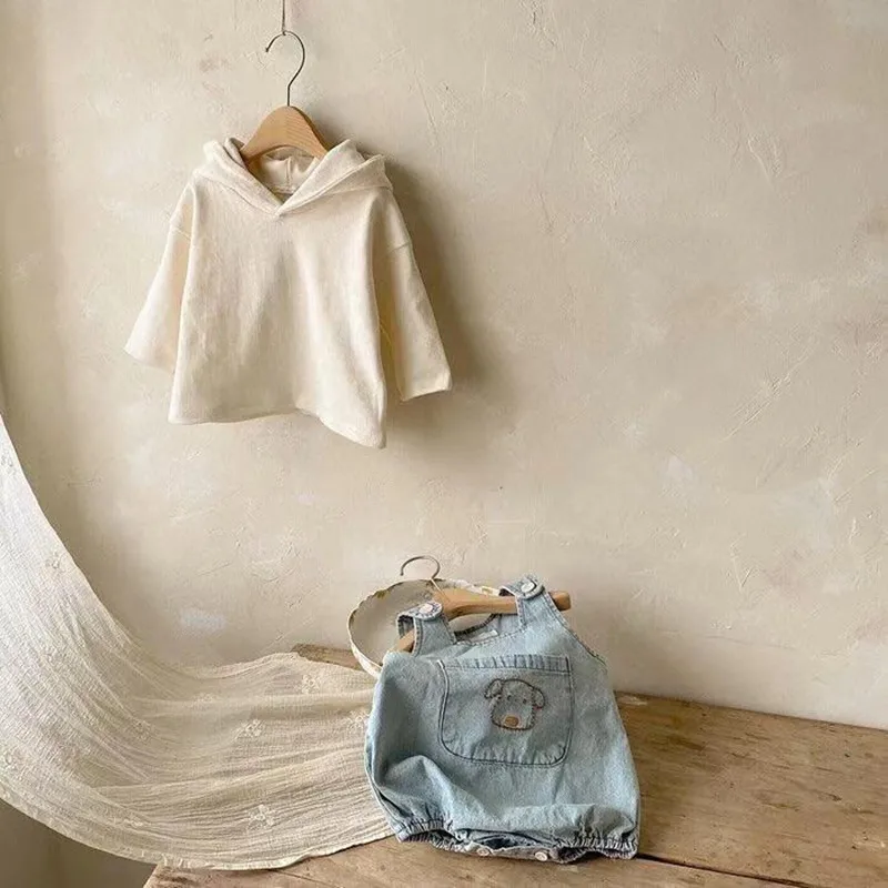 Свитшот детский однотонный с капюшоном, на возраст 6-24 месяца
Свитшот детский однотонный с капюшоном, на возраст 6-24 месяца