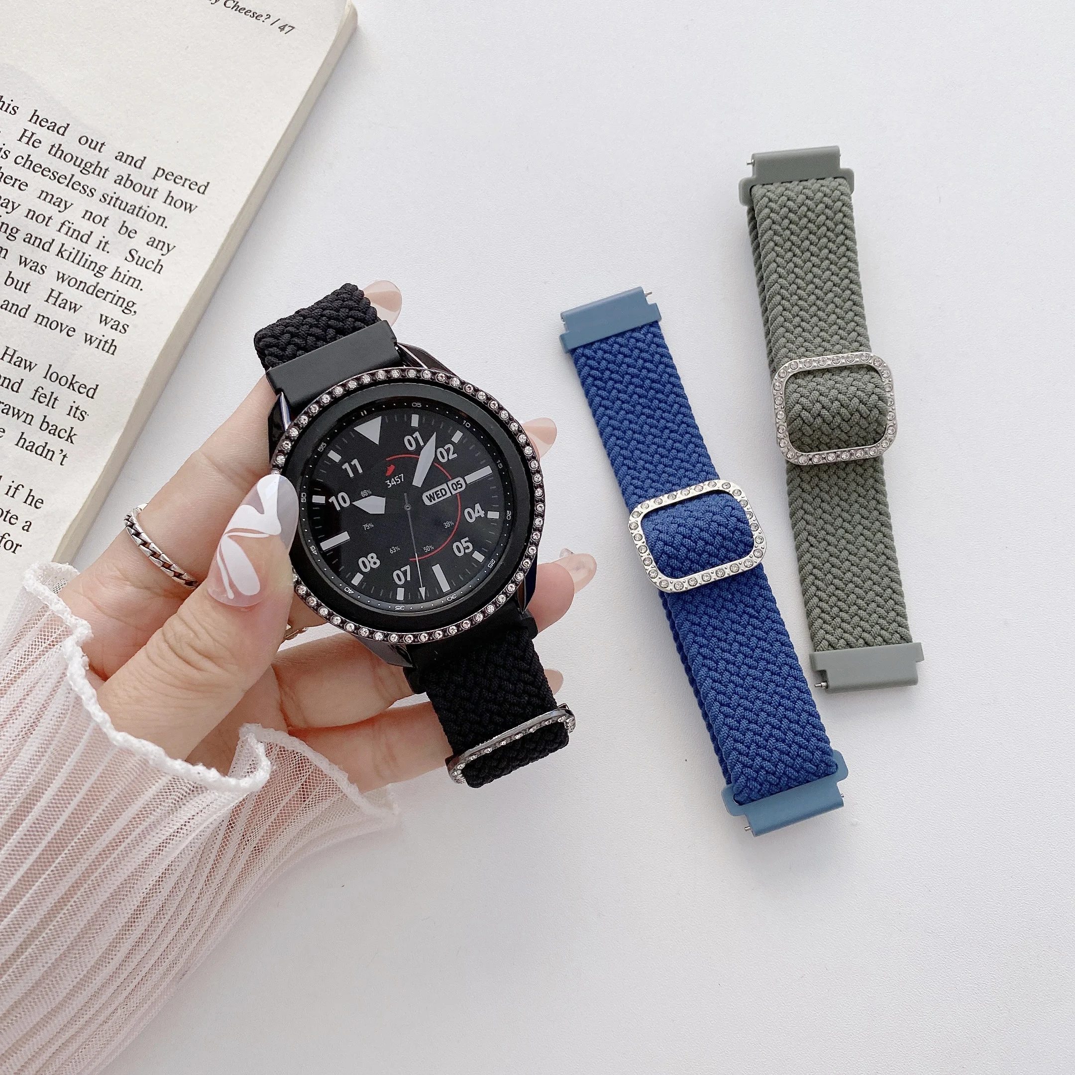 Ремешок нейлоновый для Samsung / Huawei Watch Band, регулируемый эластичный браслет для наручных часов, 20 мм 22 мм
Ремешок нейлоновый для Samsung / Huawei Watch Band, регулируемый эластичный браслет для наручных часов, 20 мм 22 мм