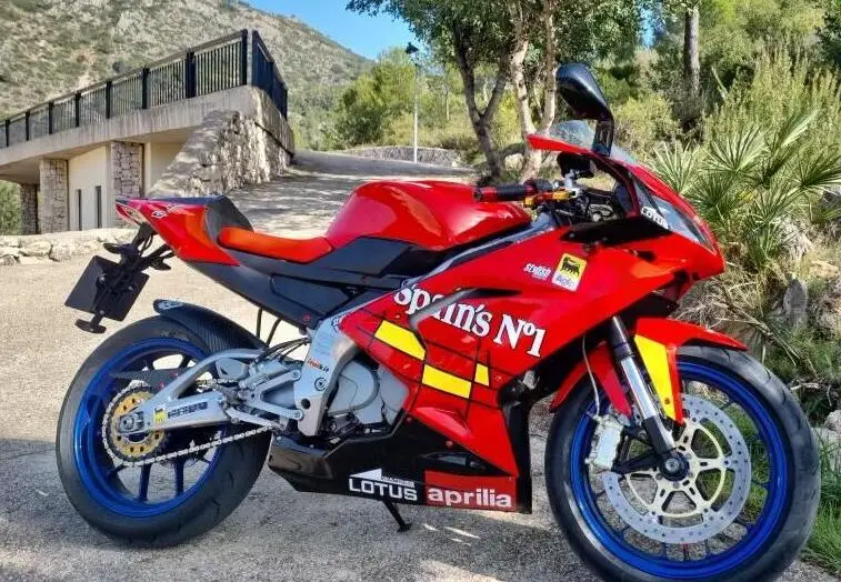New ABS Fairings Kit Fit For Aprilia RS4 50 125 RS125 2006 2007 2008 2009 2010 2011 06 07 08 09 10 11 Bodywork Set Red Yellow
New ABS Fairings Kit Fit For Aprilia RS4 50 125 RS125 2006 2007 2008 2009 2010 2011 06 07 08 09 10 11 Bodywork Set Red Yellow