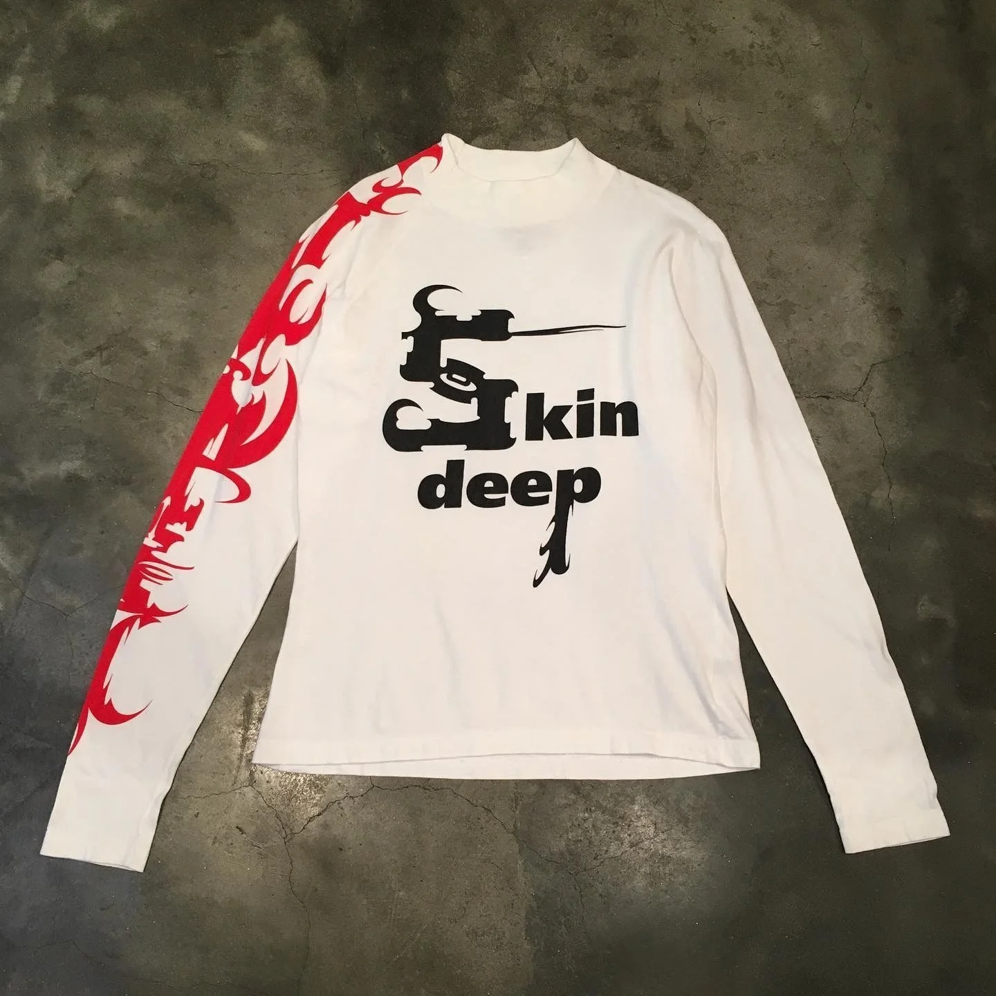 American Street Autumn Loose Sleeve Flame Demon Print Round Neck American Street y2k top goth pop clothes sweatshirts
American Street Autumn Loose Sleeve Flame Demon Print Round Neck American Street y2k top goth pop clothes sweatshirts