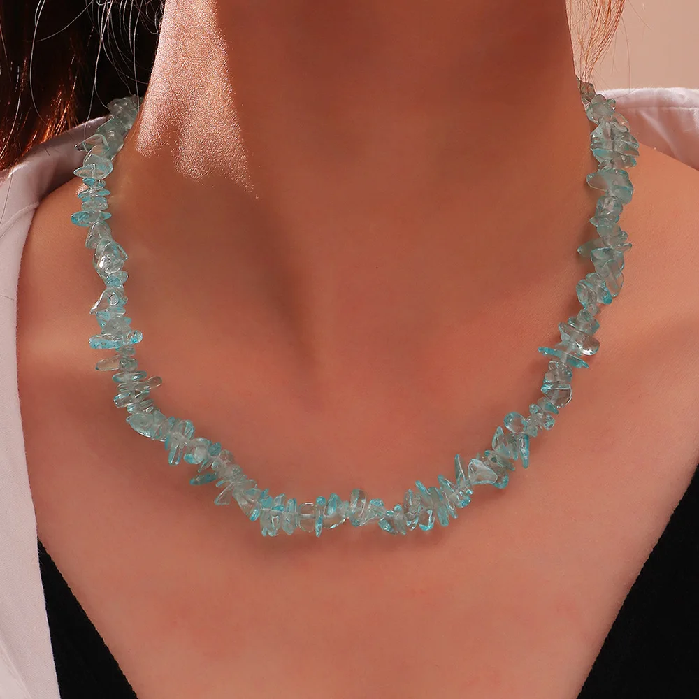 Богемное ожерелье из прозрачного гравия неправильной формы с цепочкой до ключиц
Богемное ожерелье из прозрачного гравия неправильной формы с цепочкой до ключиц