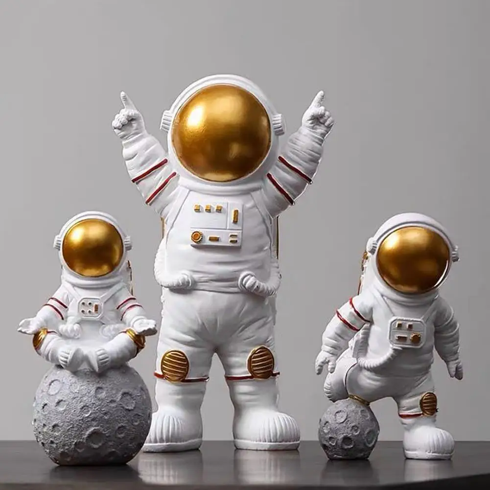 Resin Astronaut Figurines Spaceman with Moon Sculpture Creative Statues Cosmonaut Miniatures Modern Ornament Room Decoration
Resin Astronaut Figurines Spaceman with Moon Sculpture Creative Statues Cosmonaut Miniatures Modern Ornament Room Decoration
