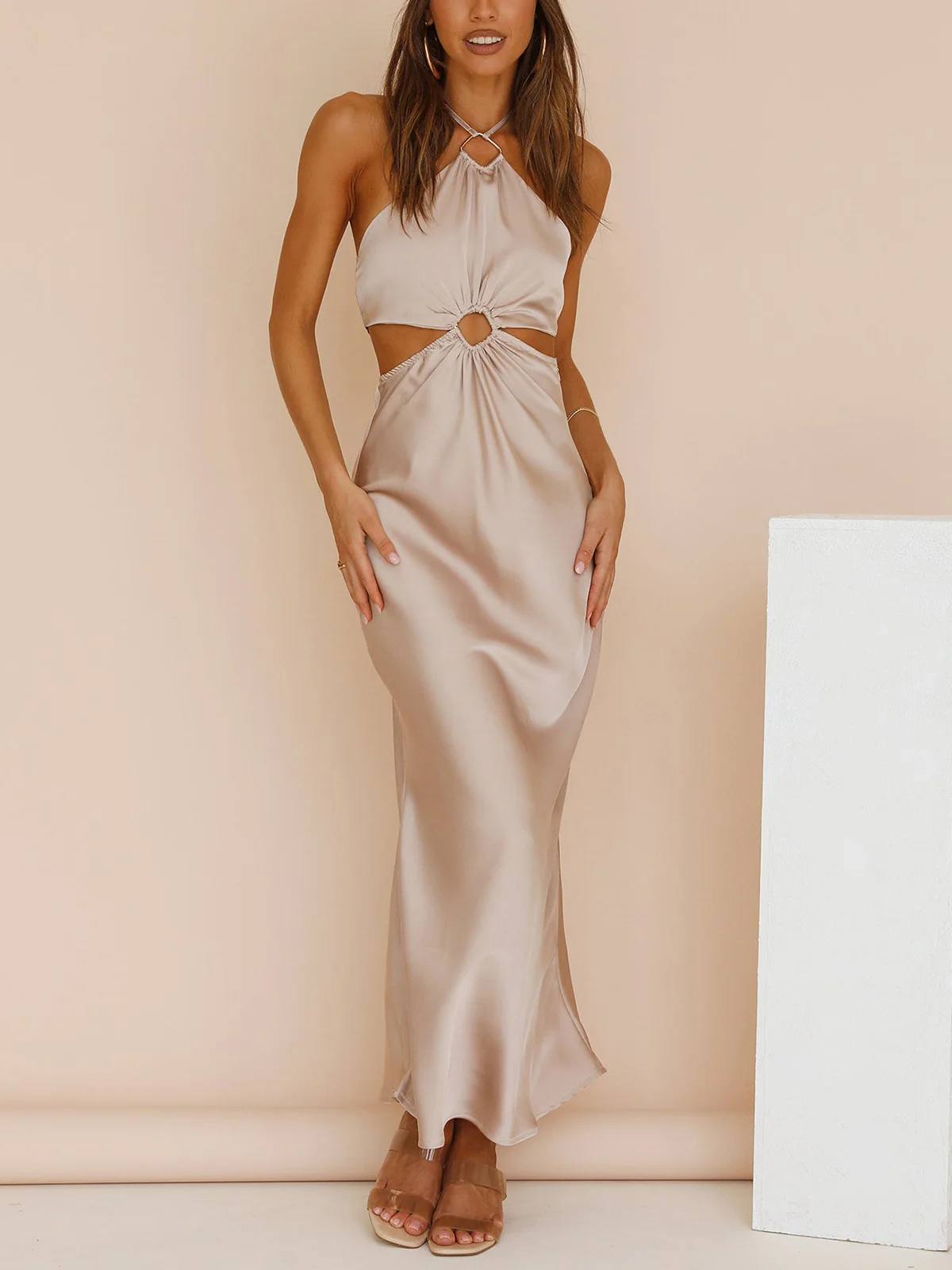 Wedding Party Evening Dresses Women Waist Cut Out Elegant Satin Maxi Dress Halter Neck Strap Backless Tie Sexy Summer Long Dress
Wedding Party Evening Dresses Women Waist Cut Out Elegant Satin Maxi Dress Halter Neck Strap Backless Tie Sexy Summer Long Dress