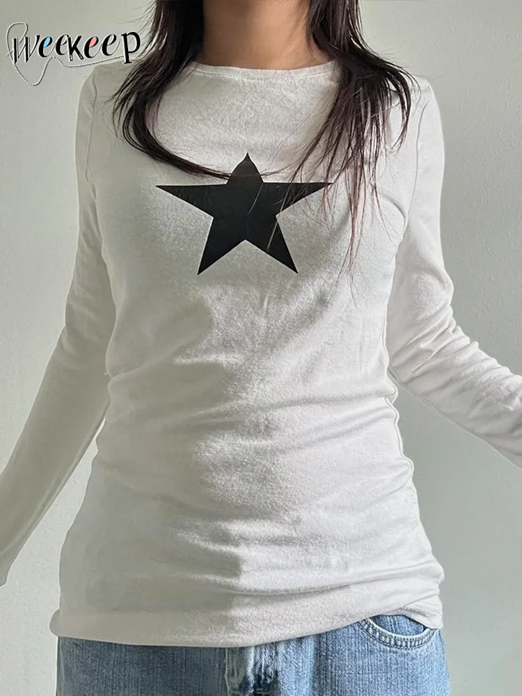 Женская футболка с длинным рукавом и принтом в виде звезд
Женская футболка с длинным рукавом и принтом в виде звезд