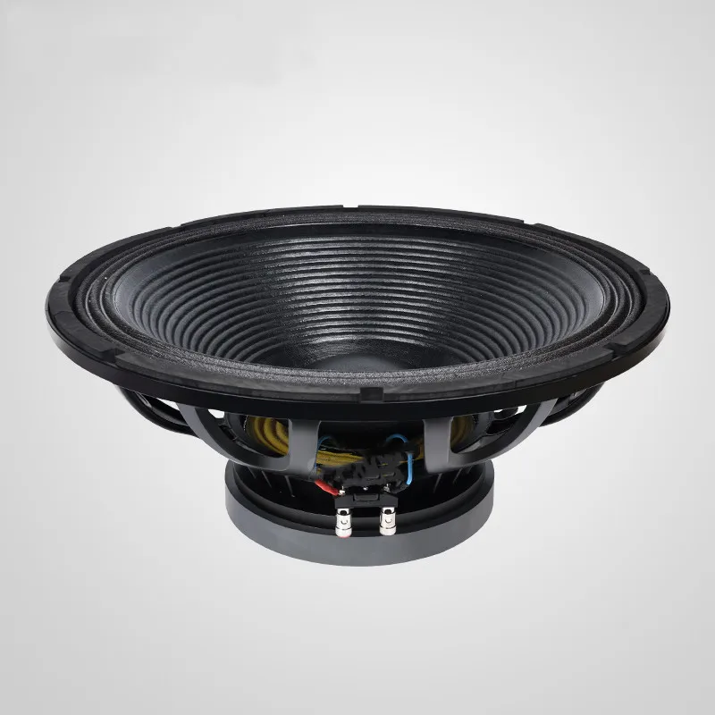 PAS-020 Subwoofer speaker 18 inch super 220 magnetic 100 mm RCF paper cone 1600w 8ohm (1pcs)
PAS-020 Subwoofer speaker 18 inch super 220 magnetic 100 mm RCF paper cone 1600w 8ohm (1pcs)