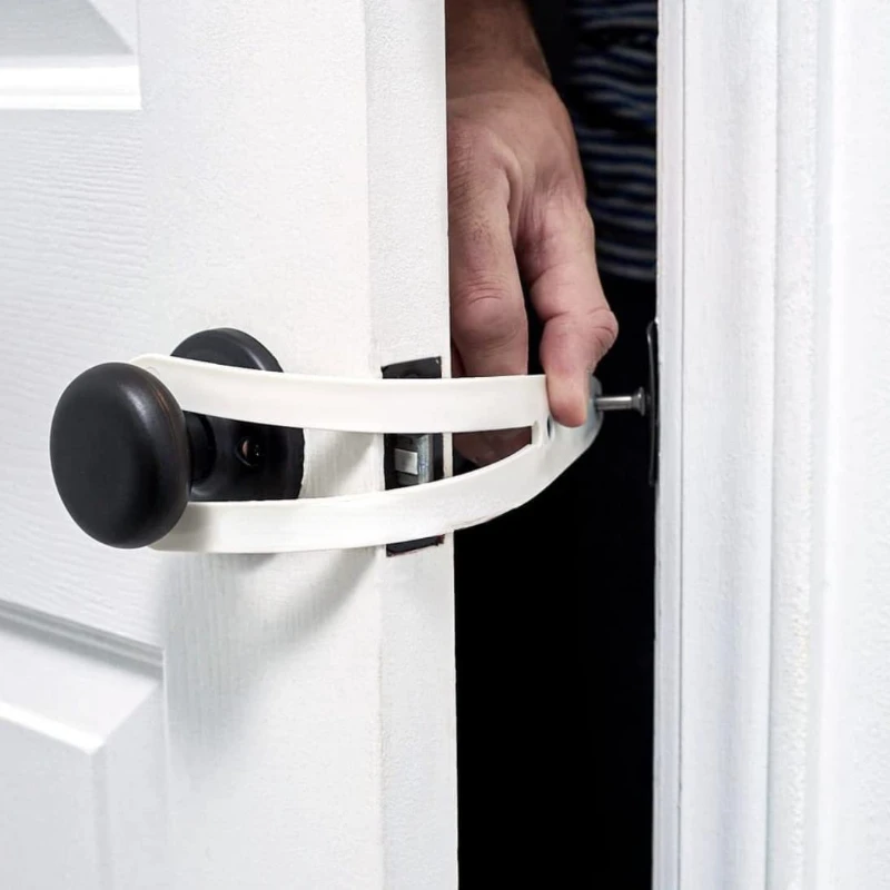 2022 New Pet Household Products Elastic Door Lock Cat and Dog Universal Prevent Entry Lock
2022 New Pet Household Products Elastic Door Lock Cat and Dog Universal Prevent Entry Lock