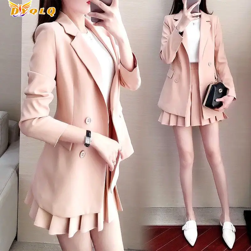 Fashion Western-style Tops And Skirts Two-piece Women's 2022 New Temperament Korean Version Of The Slim Casual Business Suit
Fashion Western-style Tops And Skirts Two-piece Women's 2022 New Temperament Korean Version Of The Slim Casual Business Suit