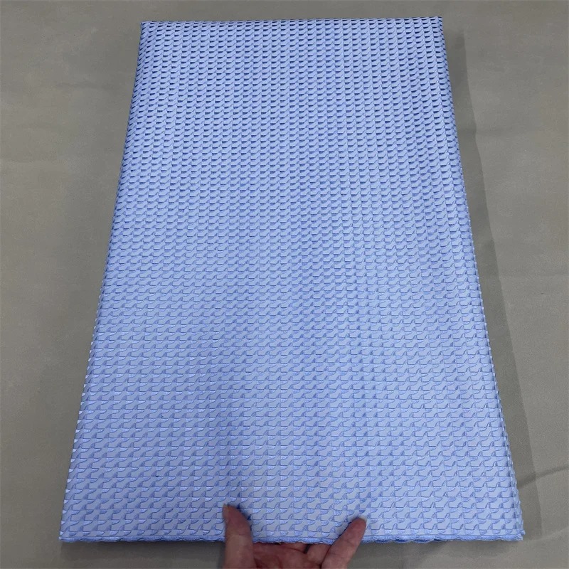 5 Yards Hot Selling Nigerian Cotton Polish Fabric For Men High Quality Swiss Polish Lace Material With Embroidery HL081901
5 Yards Hot Selling Nigerian Cotton Polish Fabric For Men High Quality Swiss Polish Lace Material With Embroidery HL081901