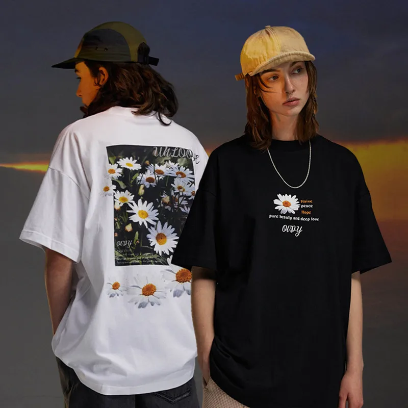 Fashionable street oversizet shirt summer new hip hop men's and women's same shirt chrysanthemum printed black T-shirt
Fashionable street oversizet shirt summer new hip hop men's and women's same shirt chrysanthemum printed black T-shirt