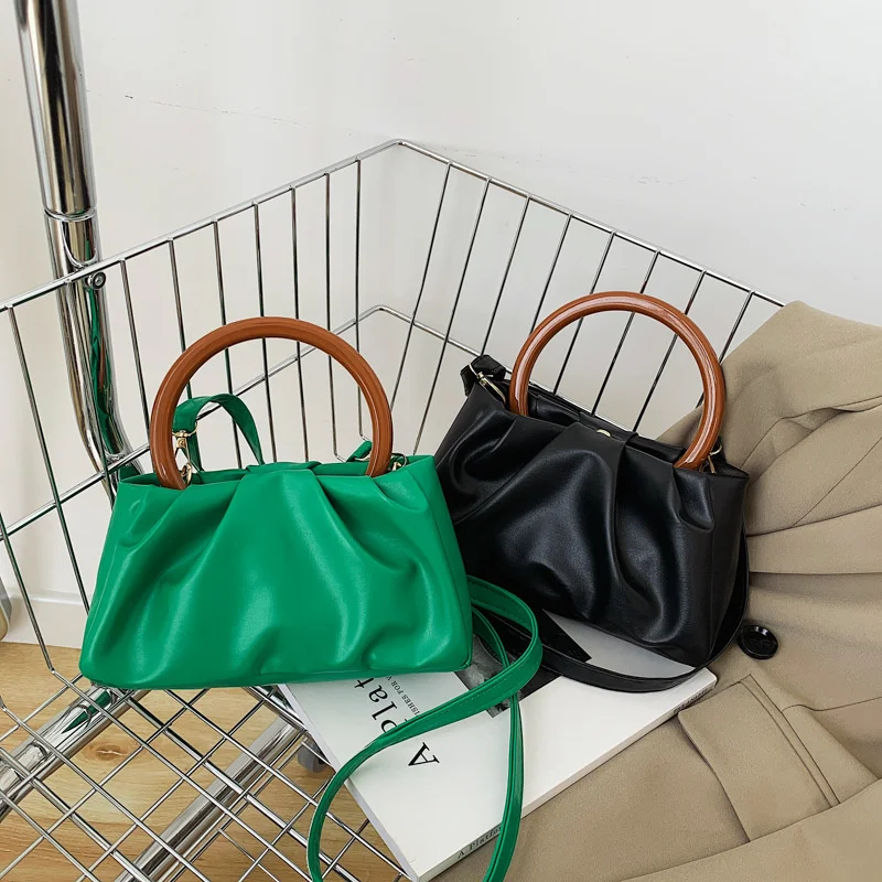 Fashion Pleated Handbag Small Clutch Crossbody Bag 2022 Summer New Trend Elegant Vintage Luxury Designer Shoulder Messenger Bag
Fashion Pleated Handbag Small Clutch Crossbody Bag 2022 Summer New Trend Elegant Vintage Luxury Designer Shoulder Messenger Bag
