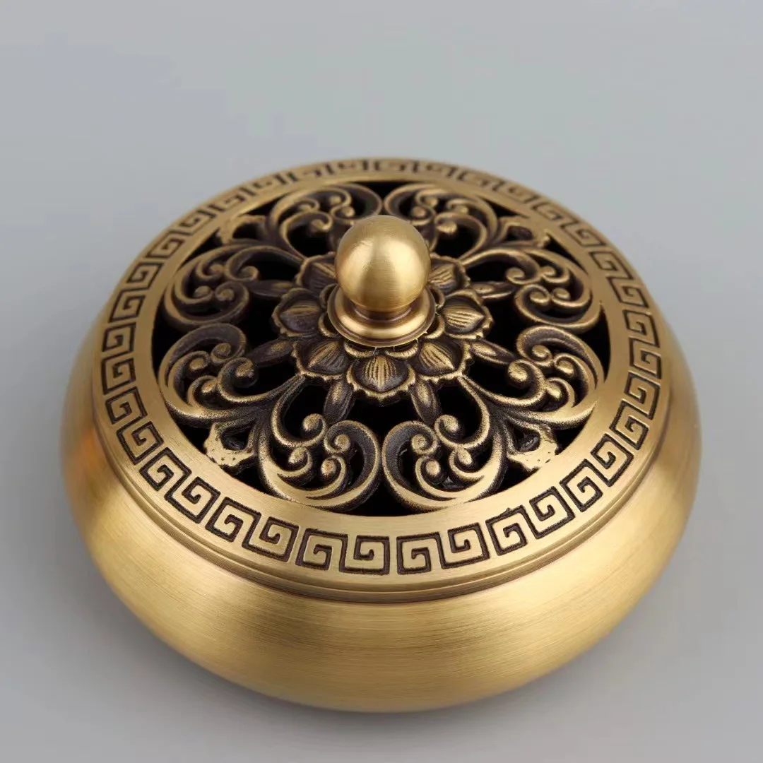 Classical Antique Flat Bottom Incense Burner Pure Copper Household Indoor Decorative Zen Sandalwood Carving Incense Burner
Classical Antique Flat Bottom Incense Burner Pure Copper Household Indoor Decorative Zen Sandalwood Carving Incense Burner