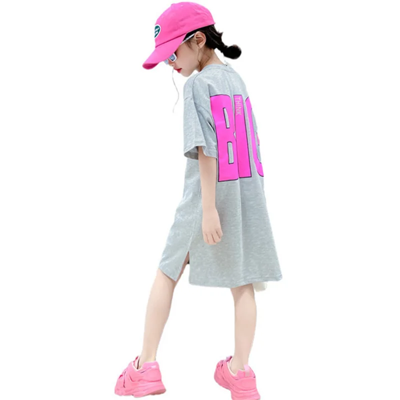 Girls Summer Long Style T-shirt Loose Fashion Split Design Casual Teenage Kids Letter Tops Tees Korean Children's Clothing 4-14Y
Girls Summer Long Style T-shirt Loose Fashion Split Design Casual Teenage Kids Letter Tops Tees Korean Children's Clothing 4-14Y