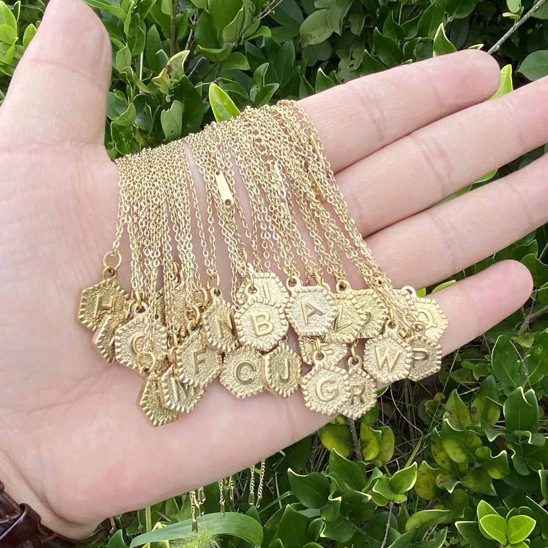 A-Z Letter Hexagon Initial Necklaces Women Gold Color Stainless Steel Neck Chain Alphabet Choker Necklace Boho Jewelry Gift
A-Z Letter Hexagon Initial Necklaces Women Gold Color Stainless Steel Neck Chain Alphabet Choker Necklace Boho Jewelry Gift