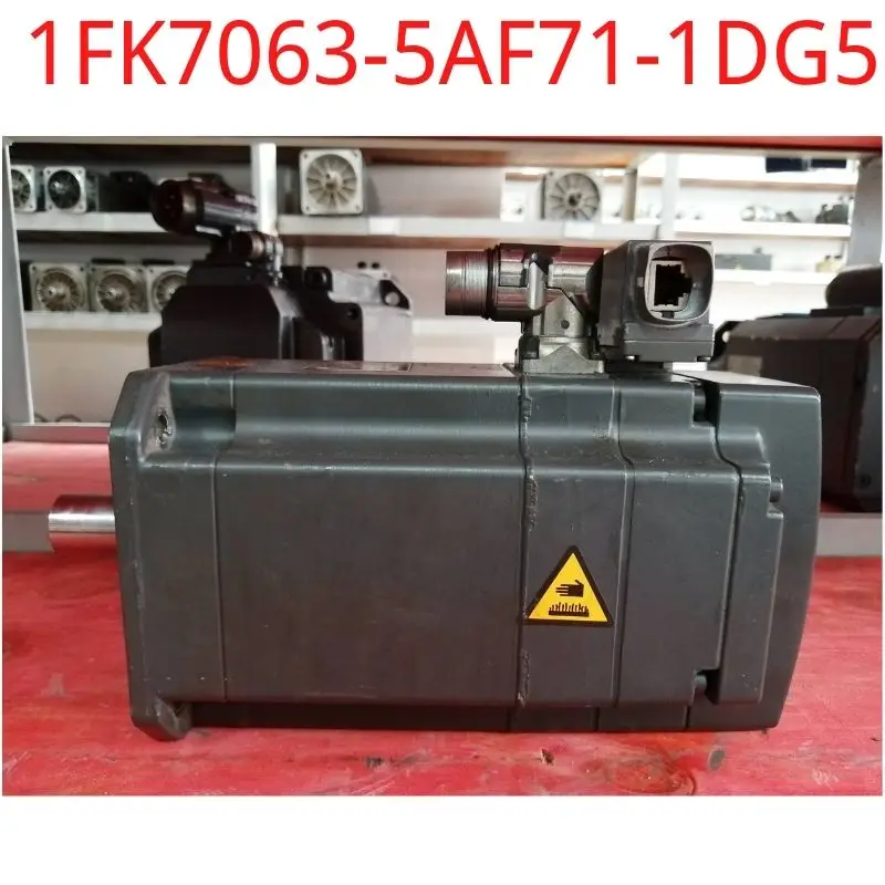 Used Siemens 1FK7063-5AF71-1DG5 SIMOTICS S synchronous servo motor 1FK7 Compact 11 Nm, 100K 3000 rpm, 2.29 kW Tested Ok
Used Siemens 1FK7063-5AF71-1DG5 SIMOTICS S synchronous servo motor 1FK7 Compact 11 Nm, 100K 3000 rpm, 2.29 kW Tested Ok