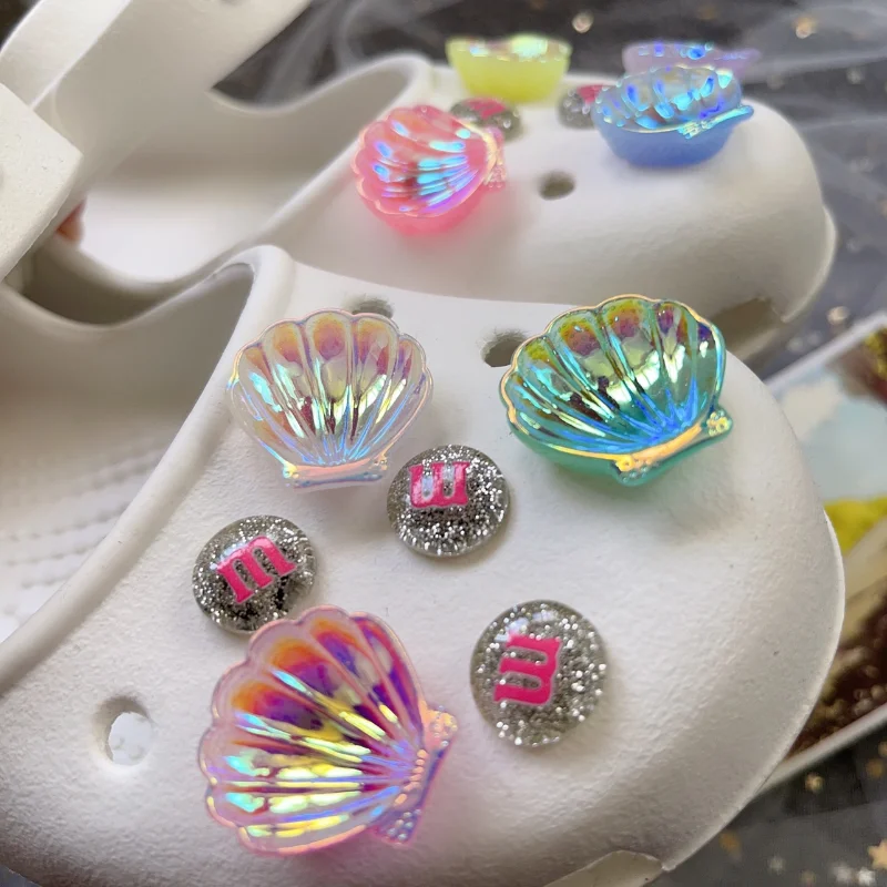 Hot Selling Colorful seashells Charms Croc Creative Croc Charms Cartoon Style Clogs Shoe Buckle Croc Accessories for Girls Gift
Hot Selling Colorful seashells Charms Croc Creative Croc Charms Cartoon Style Clogs Shoe Buckle Croc Accessories for Girls Gift