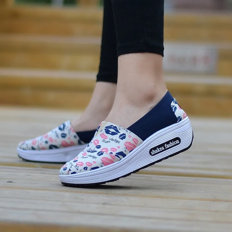 Women Slip-on Shoes Breathable Wedges Canvas Casual Shoes Fashion Platform Shoes Jogging Sneakers Women Shoes Zapatos De Mujer
Women Slip-on Shoes Breathable Wedges Canvas Casual Shoes Fashion Platform Shoes Jogging Sneakers Women Shoes Zapatos De Mujer