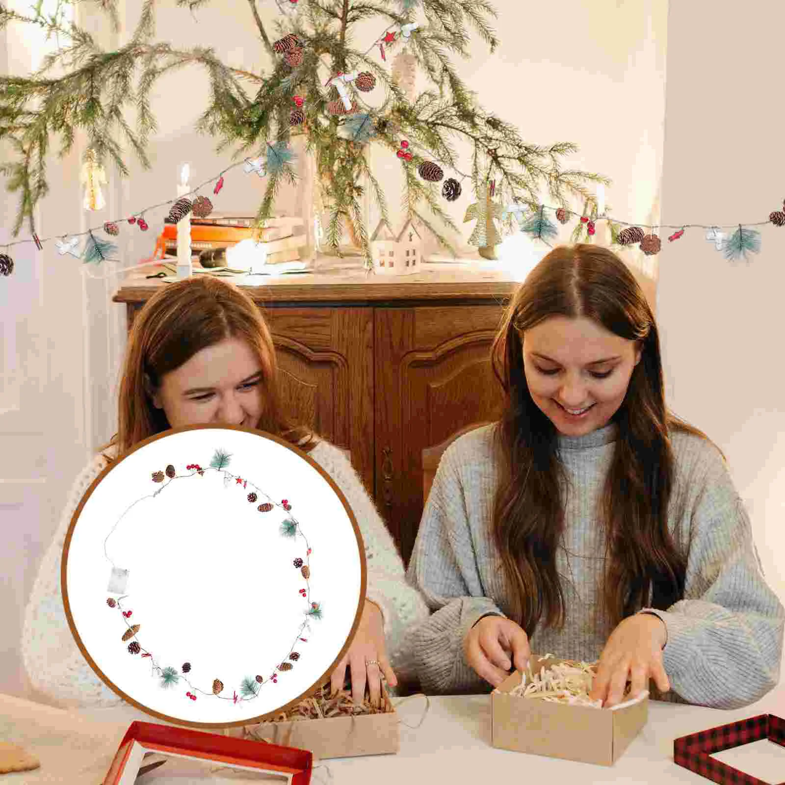 1pc 2m 20 LEDs Christmas Light String Pine Cone Star Design Decoration Light
1pc 2m 20 LEDs Christmas Light String Pine Cone Star Design Decoration Light