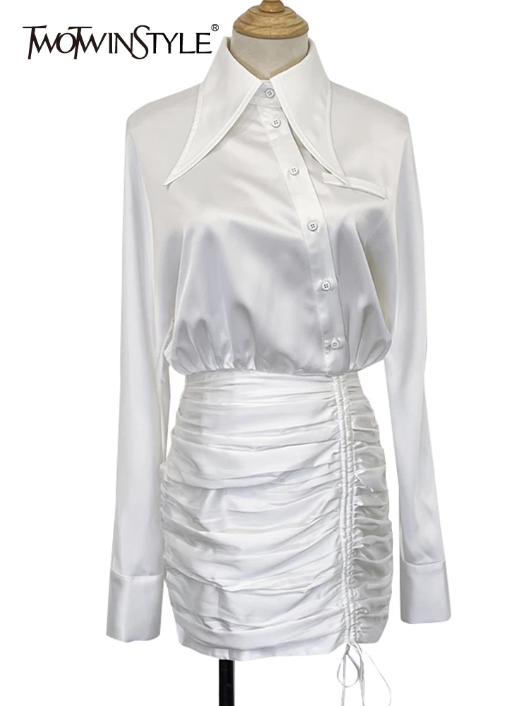 TWOTWINSTYLE Korean Fashion White Dress For Women Lapel Long Sleeve High Waist Solid Fold Pleated Mini Dresses Female Clothing
TWOTWINSTYLE Korean Fashion White Dress For Women Lapel Long Sleeve High Waist Solid Fold Pleated Mini Dresses Female Clothing
