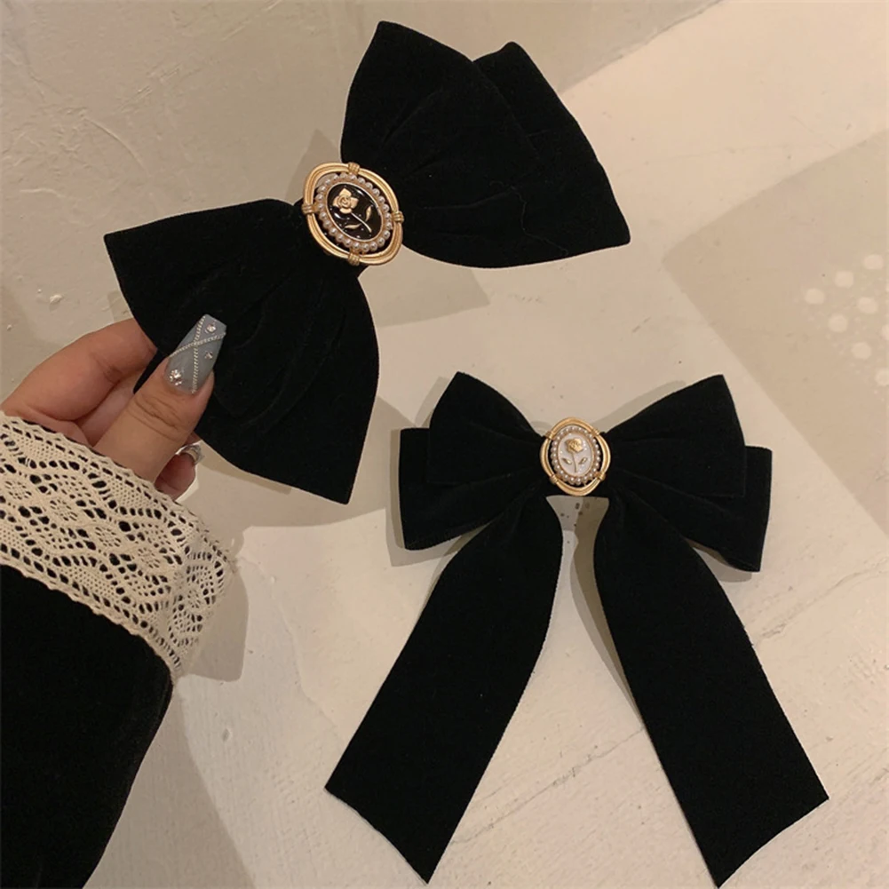 New Black Velvet Bow Hair Pins Elegant Fabric Alloy Roses Hair Clips For Women Fashion Ponytail Barrette Heawear Accessories
New Black Velvet Bow Hair Pins Elegant Fabric Alloy Roses Hair Clips For Women Fashion Ponytail Barrette Heawear Accessories