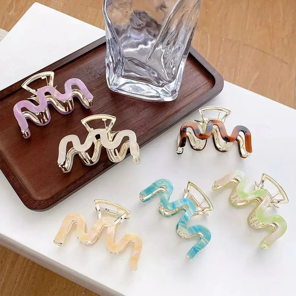 Clip For Girls For Women Acetic Acid Large Grab Clip Female Hair Accessories M Shape Hair Claw Korean Style Headwear
Clip For Girls For Women Acetic Acid Large Grab Clip Female Hair Accessories M Shape Hair Claw Korean Style Headwear