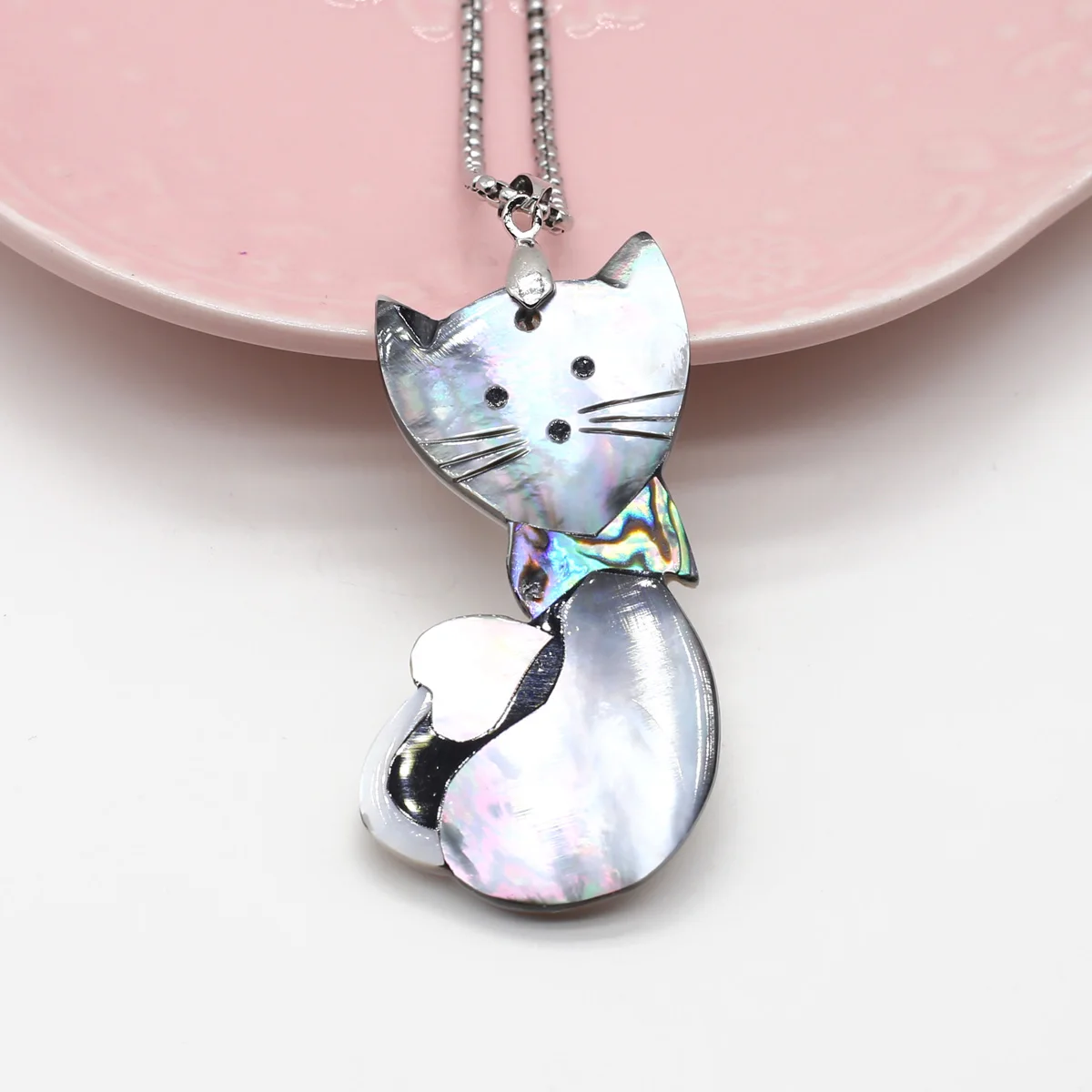1pc Abalone Shell Pendant Necklace Cat Butterfly Oval Birds Leaf Link Chains Shell Animal Charms Necklace For Women Jewelry
1pc Abalone Shell Pendant Necklace Cat Butterfly Oval Birds Leaf Link Chains Shell Animal Charms Necklace For Women Jewelry