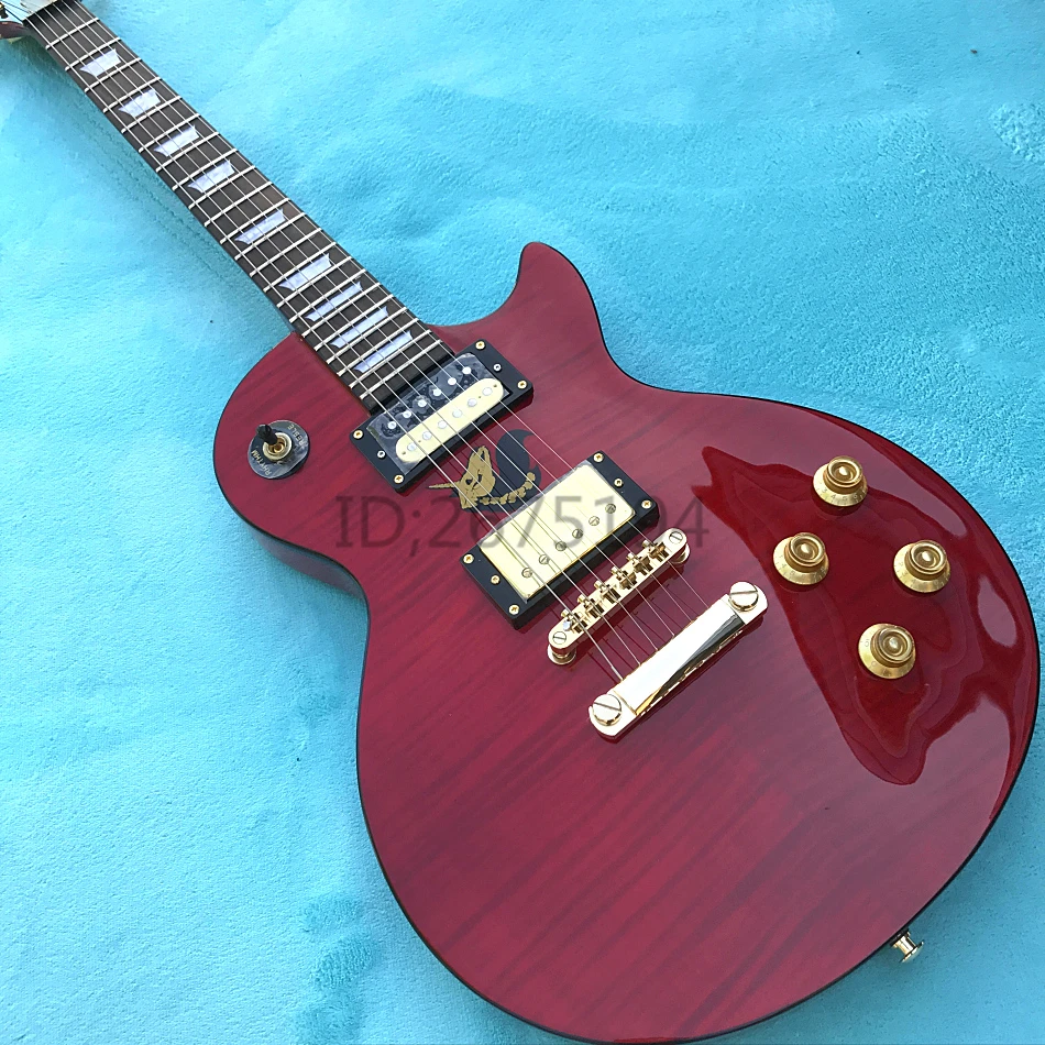 High quality electric guitar, red color, Flame tiger print, gold hardware, free delivery
High quality electric guitar, red color, Flame tiger print, gold hardware, free delivery