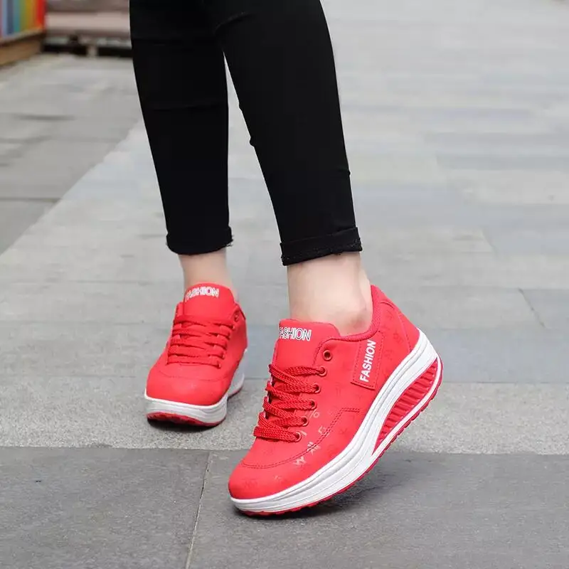 Women Sneakers Shoes Fashion Women Vulcanized Shoes High Quality Flats Shoes Women Walking platform Plus Size Zapatillas Mujer
Women Sneakers Shoes Fashion Women Vulcanized Shoes High Quality Flats Shoes Women Walking platform Plus Size Zapatillas Mujer