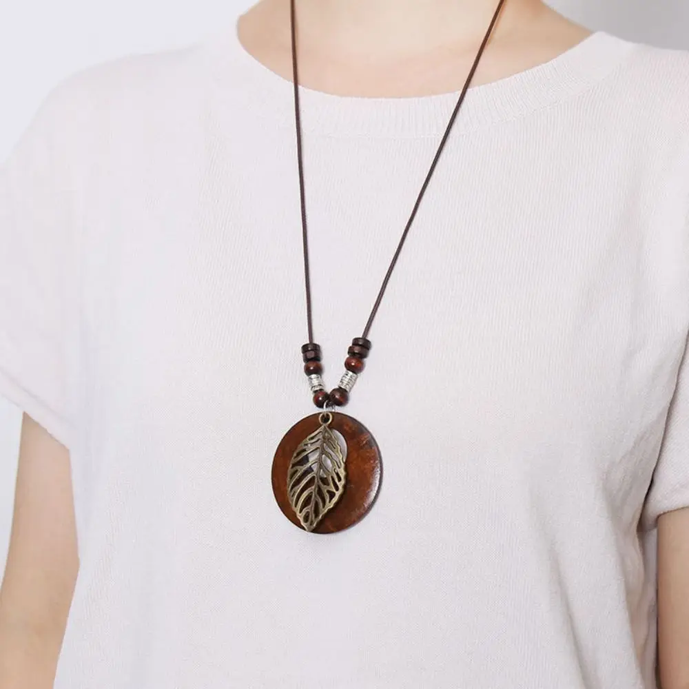 Retro Long Sweater Chain Rope Necklace Round Wood Rose Flower Leaf Elephant Bird Pendant Party Jewelry Gift For Women
Retro Long Sweater Chain Rope Necklace Round Wood Rose Flower Leaf Elephant Bird Pendant Party Jewelry Gift For Women