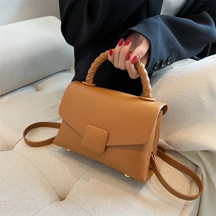 2022 Temperament Simple Women's Small Square Bag Woven Handbag Casual Versatile Solid Color Large Capacity One Shoulder
2022 Temperament Simple Women's Small Square Bag Woven Handbag Casual Versatile Solid Color Large Capacity One Shoulder