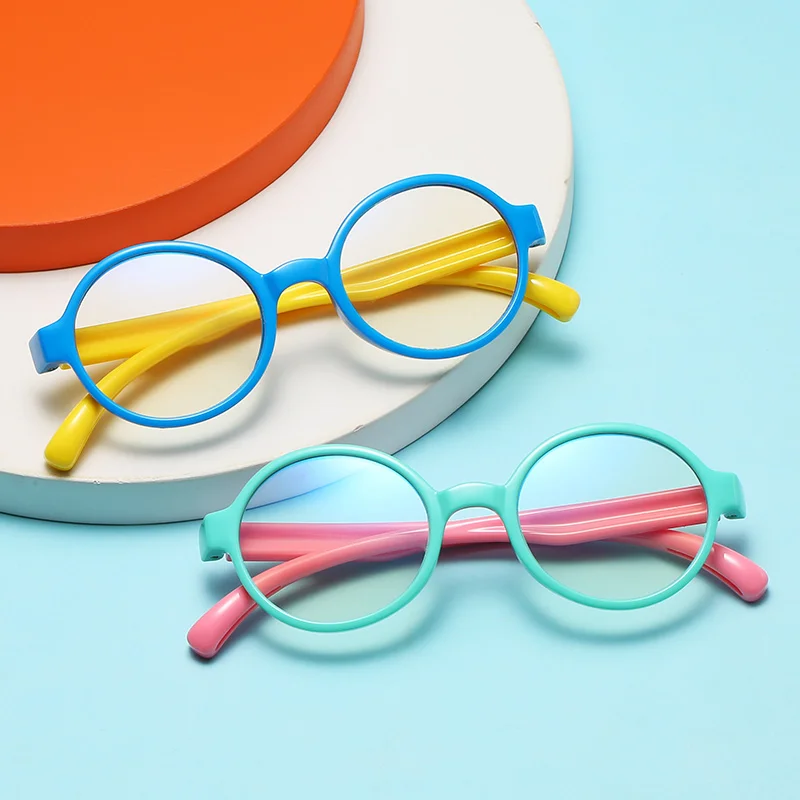 High Quality Soft Silicone Material Kids Eyewear Anti-Blue Light Glasses For Children Compatible Myopia Cute Light Glasses Frame
High Quality Soft Silicone Material Kids Eyewear Anti-Blue Light Glasses For Children Compatible Myopia Cute Light Glasses Frame